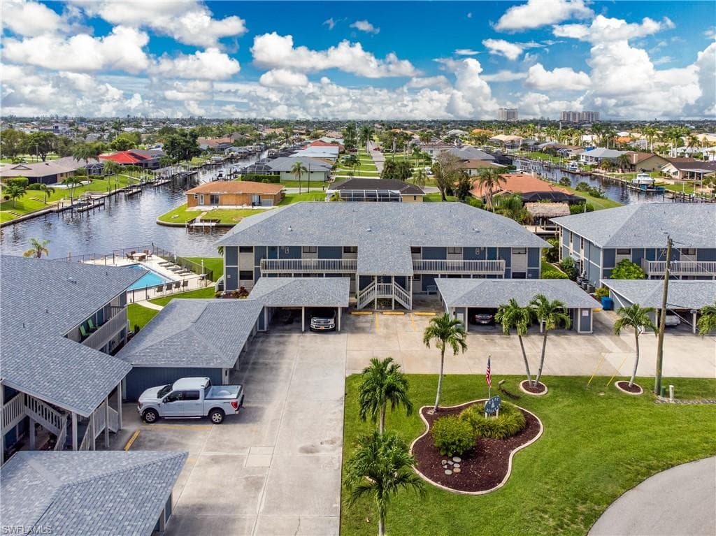 816 SW 48th TER 102 CAPE CORAL, FL 33914