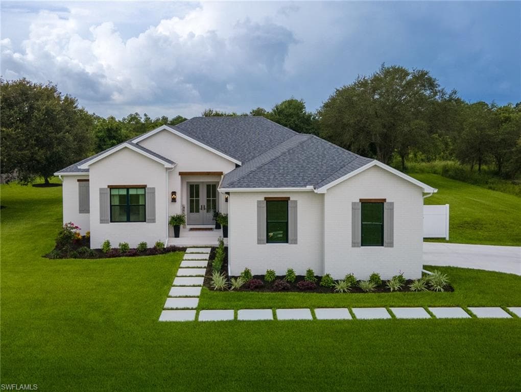 7835 7th PL LABELLE, FL 33935