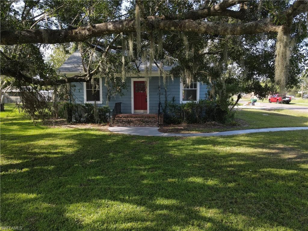 1102 E Maple ST ARCADIA, FL 34266
