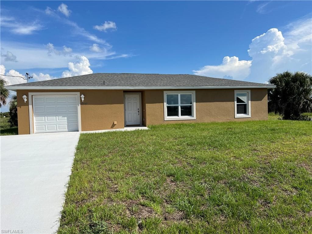 1200 Jay TER LABELLE, FL 33935