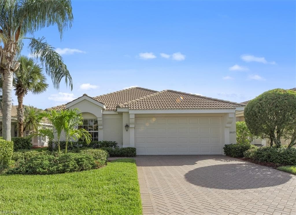 10029 Oakhurst WAY FORT MYERS, FL 33913