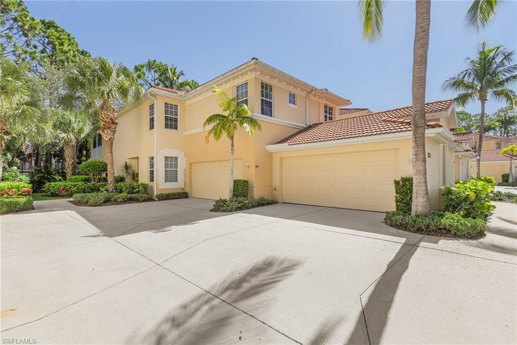 2004 Tarpon Bay DR N 101 NAPLES, FL 34119