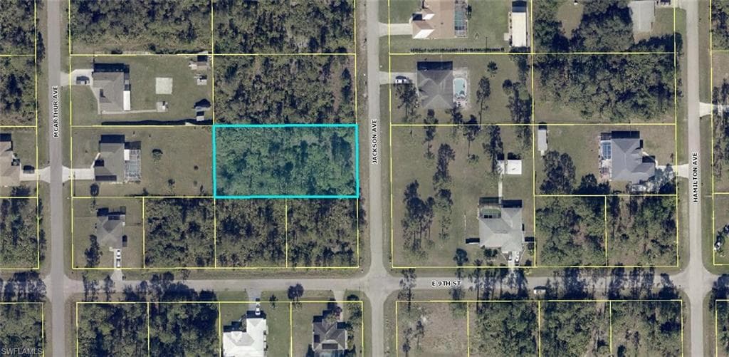 903 Jackson AVE LEHIGH ACRES, FL 33972