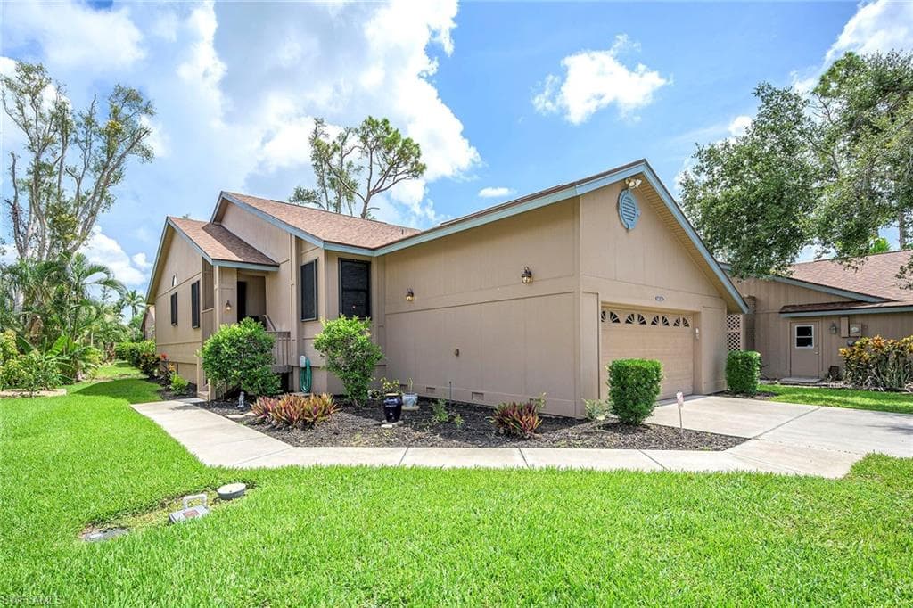 6610 Rolland CT FORT MYERS, FL 33908