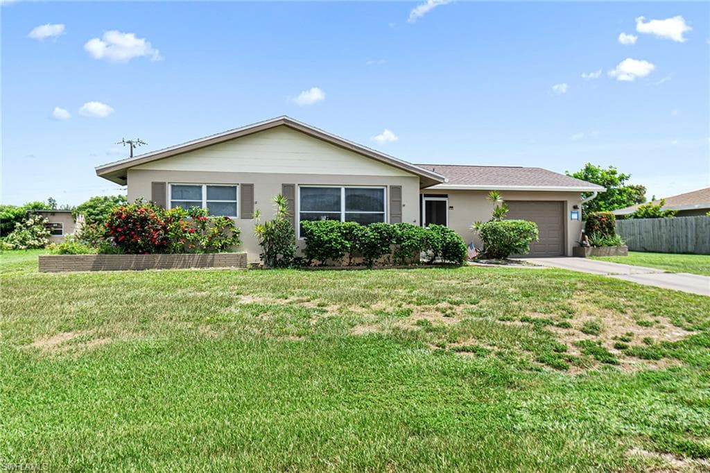 310 Hollywood ST LEHIGH ACRES, FL 33936