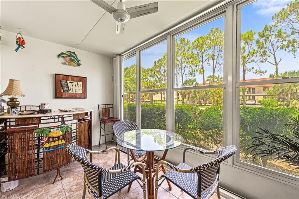 300 Valley Stream DR A1 NAPLES, FL 34113