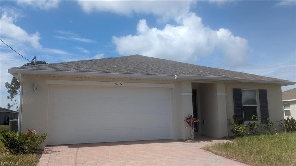 3615 6th ST SW LEHIGH ACRES, FL 33976