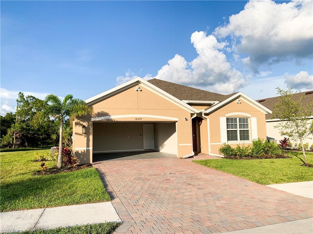 18574 Marlin Kite LN NORTH FORT MYERS, FL 33917
