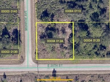3801 E 20th ST ALVA, FL 33920