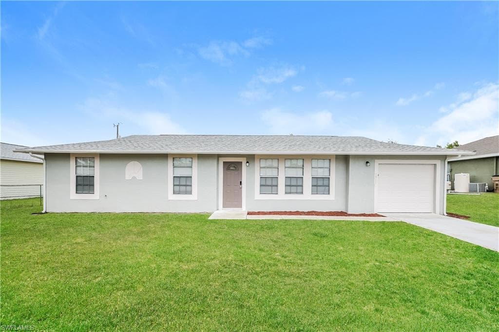 1911 NE 17th PL CAPE CORAL, FL 33909