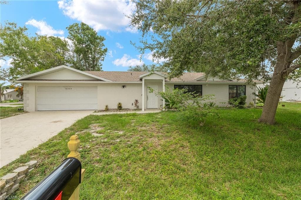 16780 Juanita AVE FORT MYERS, FL 33908