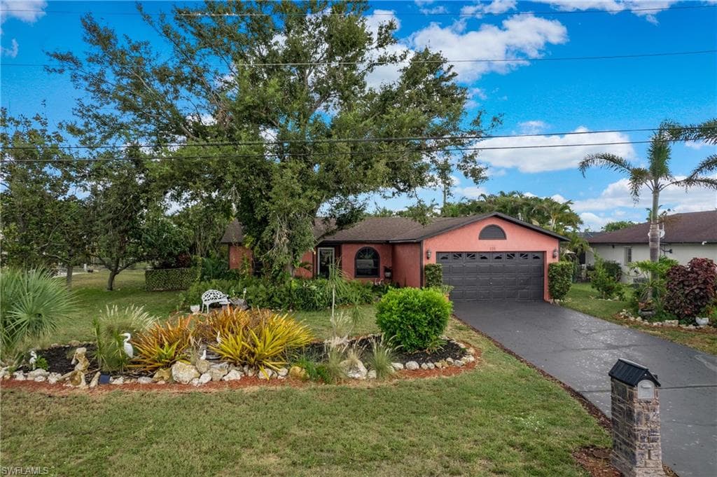 125 SE 18th ST CAPE CORAL, FL 33990
