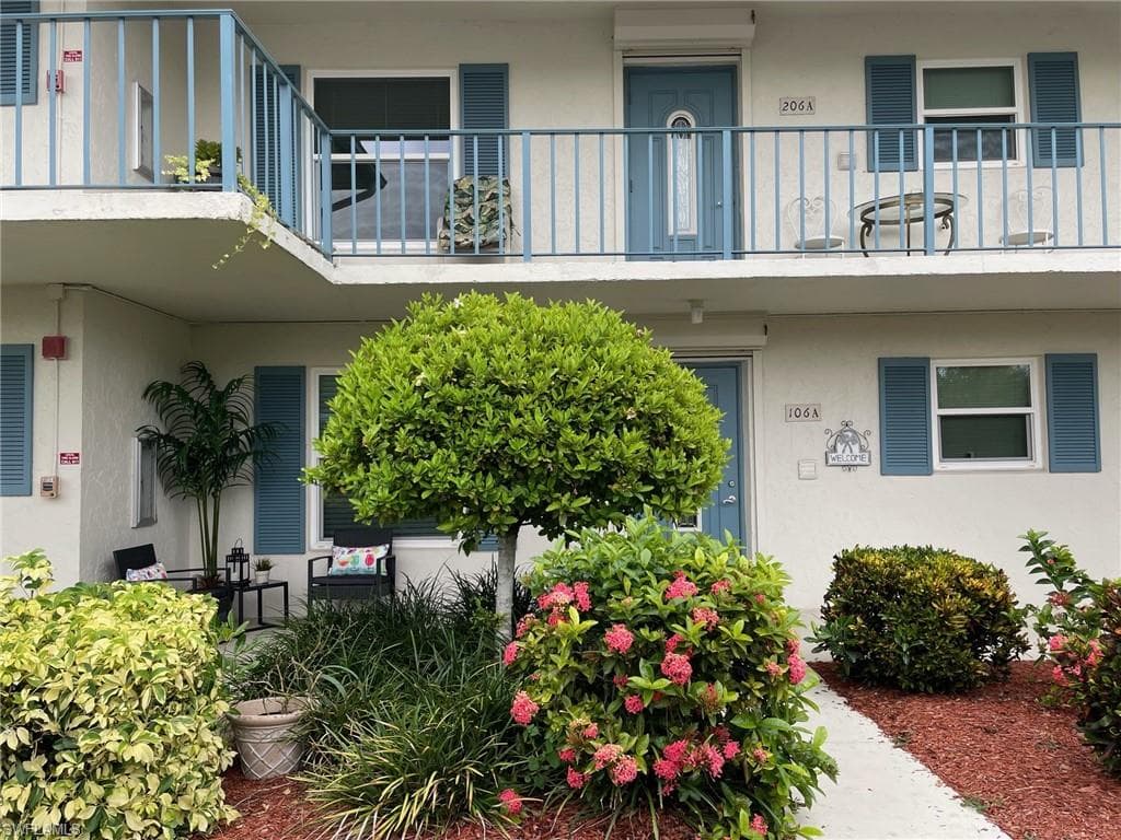 325 Charlemagne BLVD A106 NAPLES, FL 34112