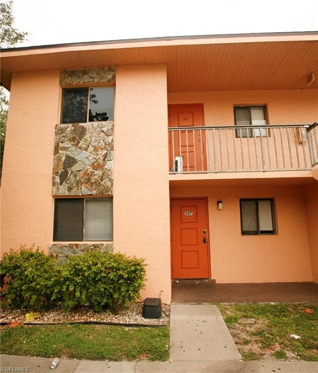 2660 Park Windsor DR 307 FORT MYERS, FL 33901