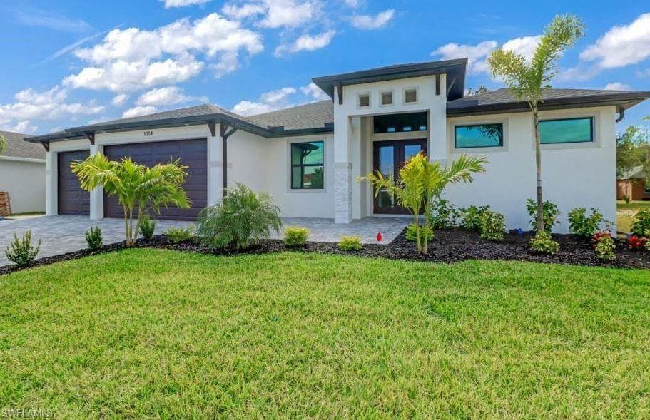 204 NE 6th ST CAPE CORAL, FL 33909