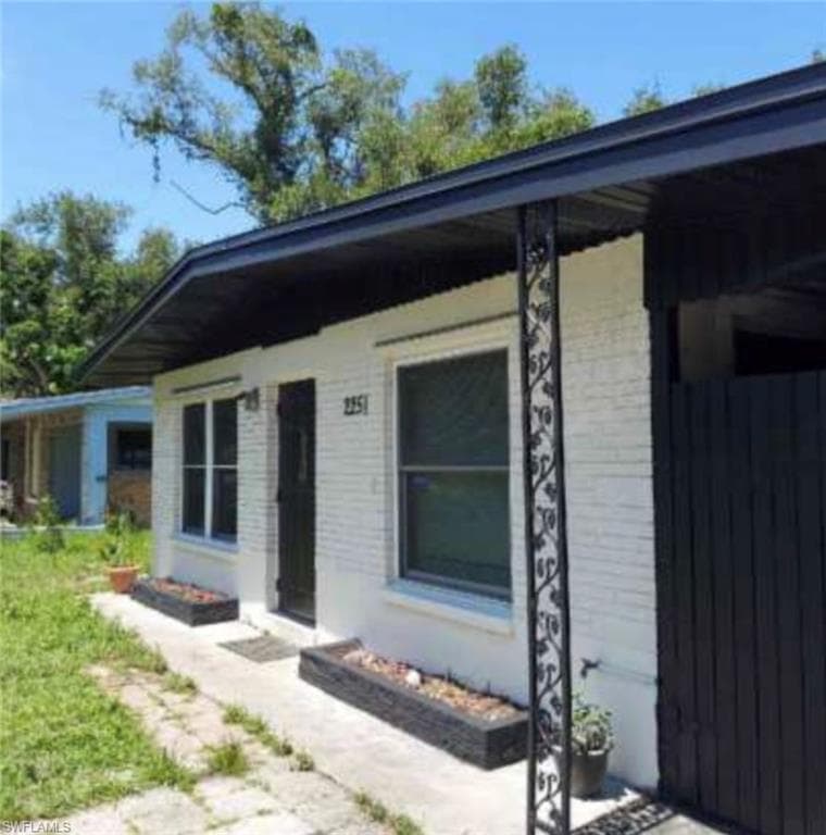 2251 Royal Palm AVE FORT MYERS, FL 33901