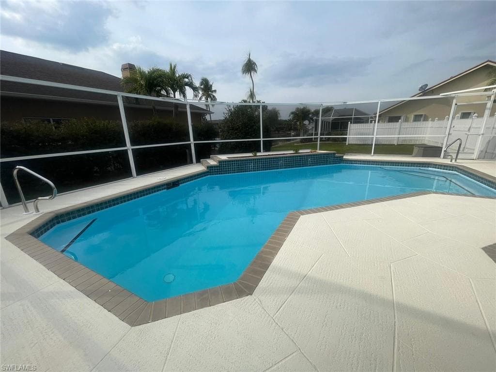 428 SE 12th CT CAPE CORAL, FL 33990
