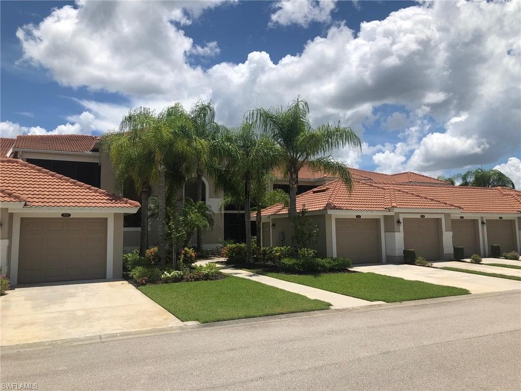 10316 Heritage Bay BLVD 2714 NAPLES, FL 34120