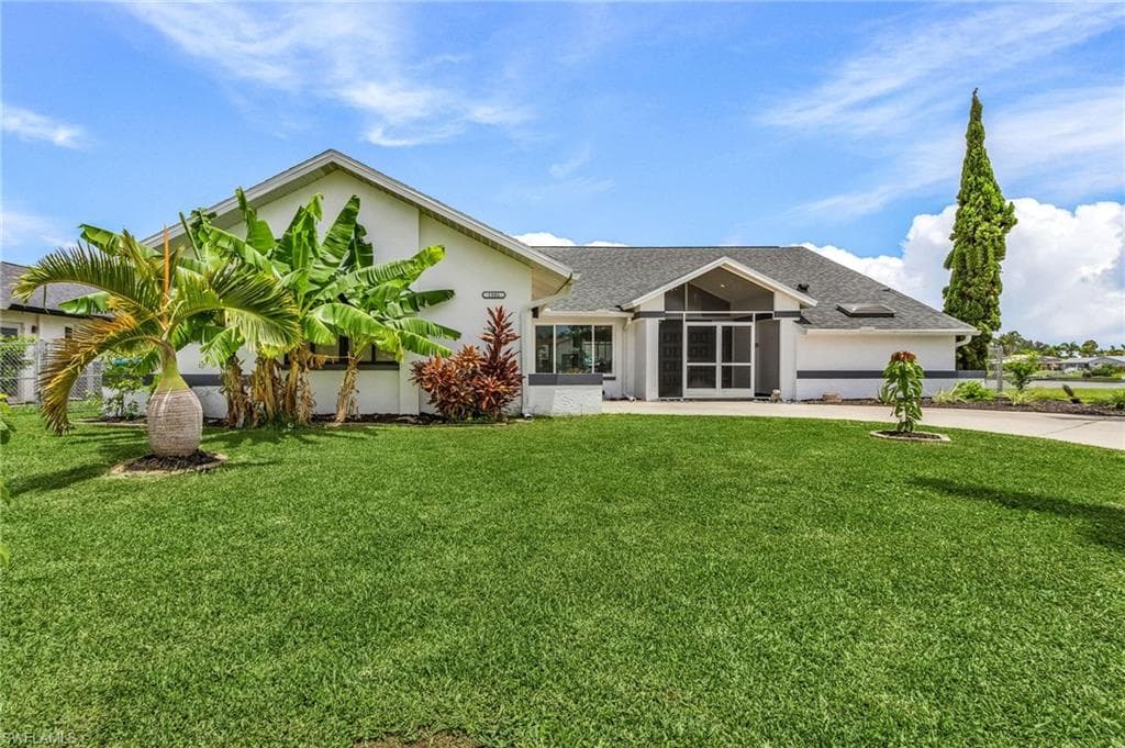 1901 SE 4th ST CAPE CORAL, FL 33990