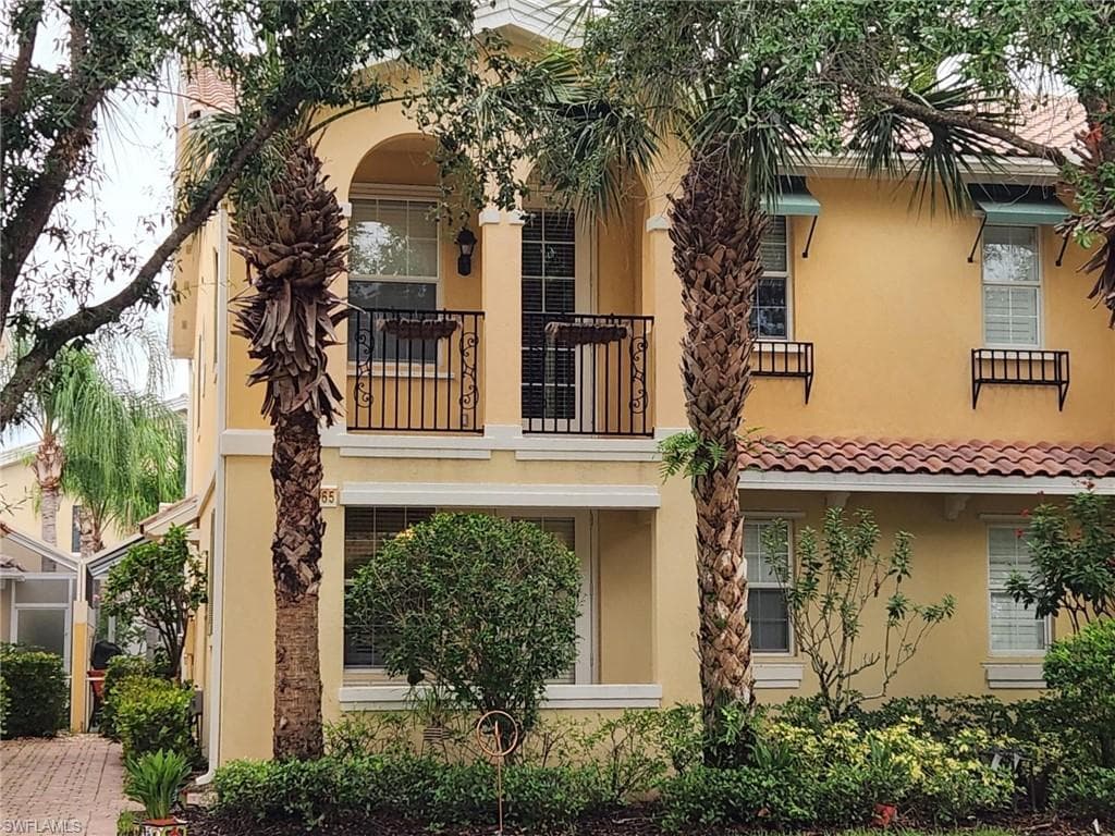 15565 Latitude DR BONITA SPRINGS, FL 34135