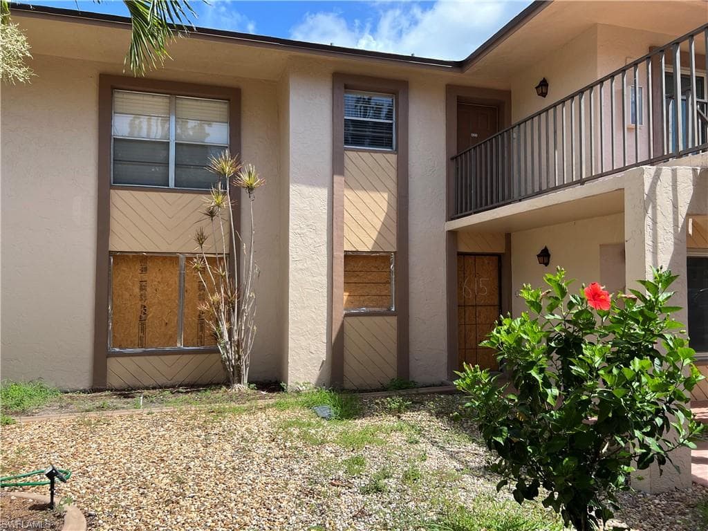 16881 Davis RD 615 FORT MYERS, FL 33908