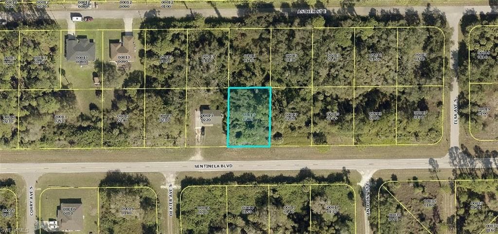 1025 Sentinela BLVD LEHIGH ACRES, FL 33974