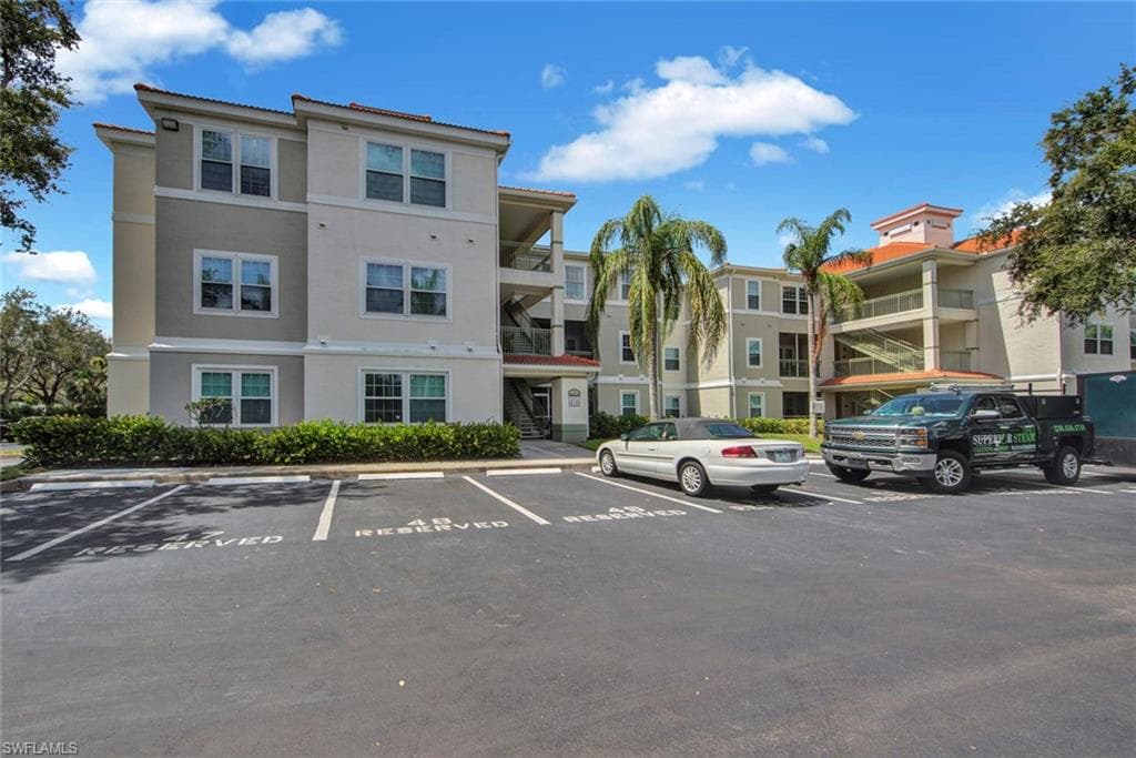 23710 Walden Center DR 205 BONITA SPRINGS, FL 34134