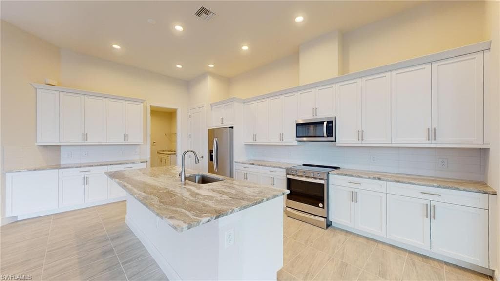 2809 NW 41st AVE CAPE CORAL, FL 33993