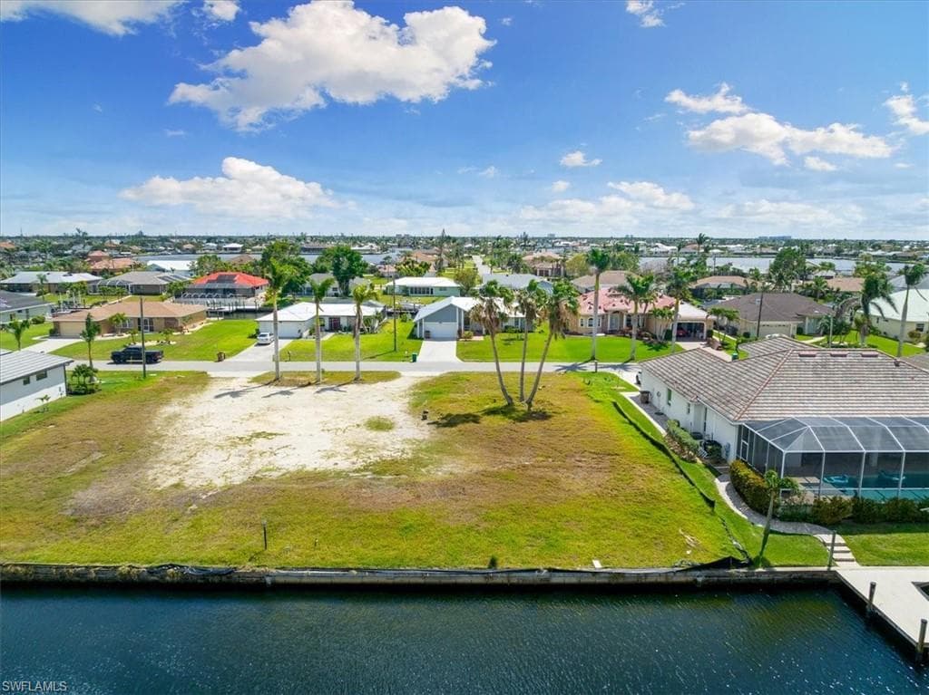 4918 SW 8th PL CAPE CORAL, FL 33914