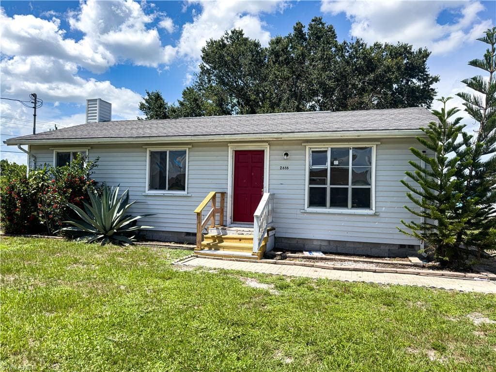 2616 45th ST SW LEHIGH ACRES, FL 33976