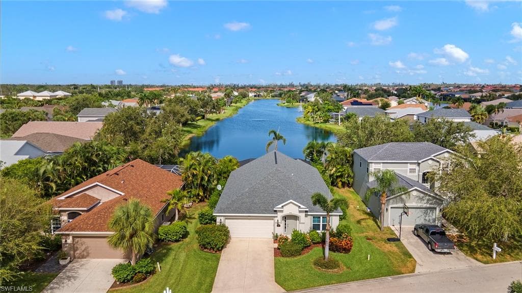 9829 Gladiolus Preserve CIR FORT MYERS, FL 33908