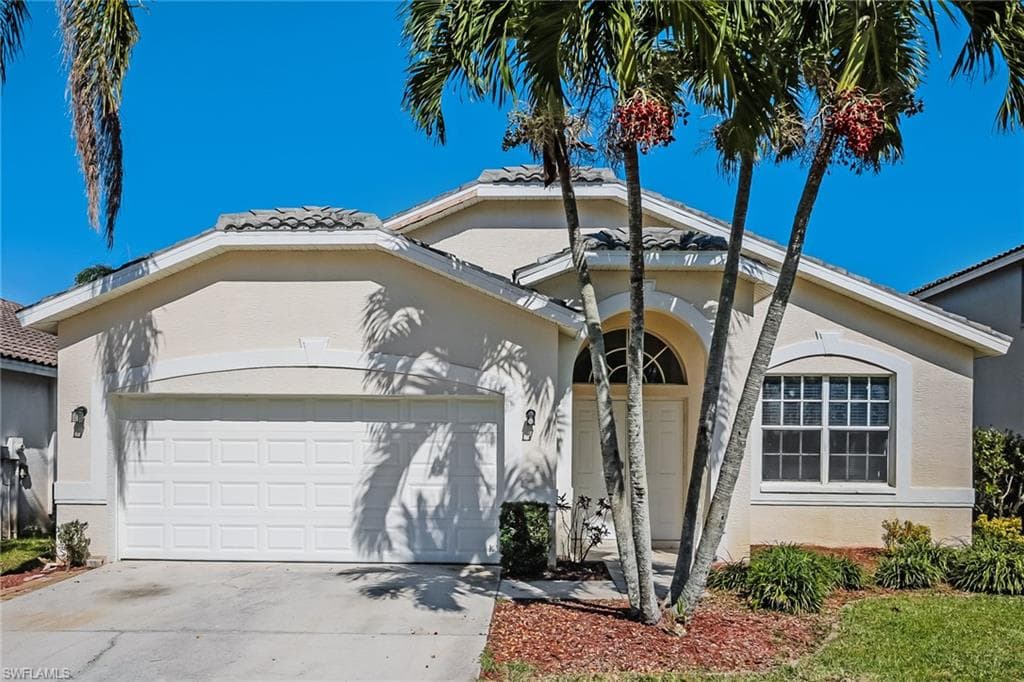 11328 Lakeland CIR FORT MYERS, FL 33913