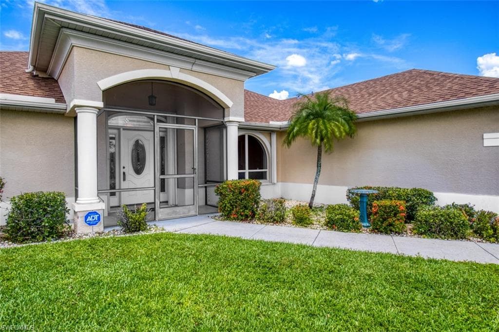 239 SE 6th TER CAPE CORAL, FL 33990