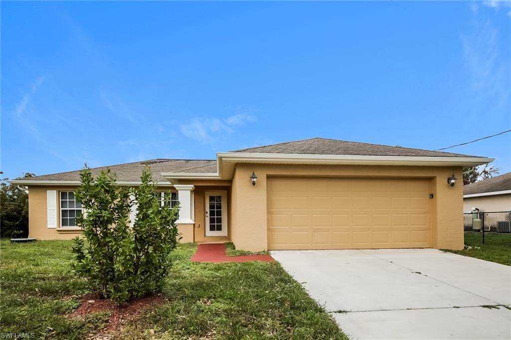 2518 70th ST W LEHIGH ACRES, FL 33971