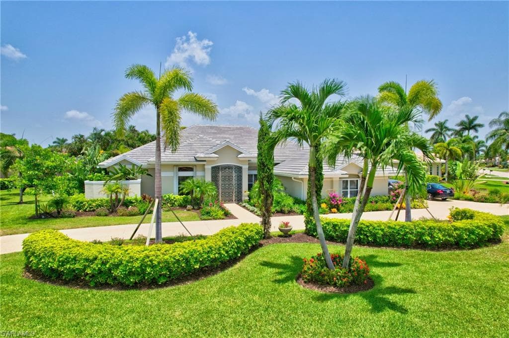 28525 Sombrero DR BONITA SPRINGS, FL 34135
