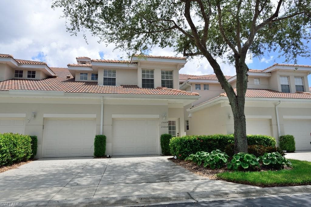 3063 Horizon LN 1506 NAPLES, FL 34109