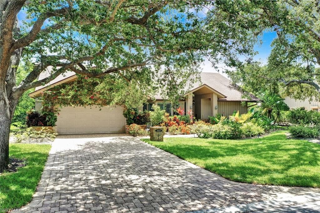 1937 Empress CT NAPLES, FL 34110