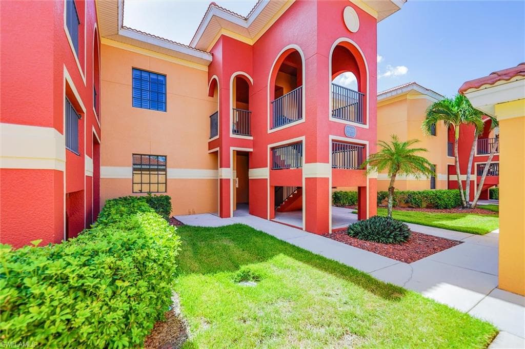 13770 Julias WAY 1112 FORT MYERS, FL 33919