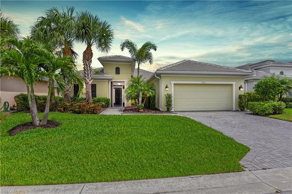 2713 Lambay CT CAPE CORAL, FL 33991