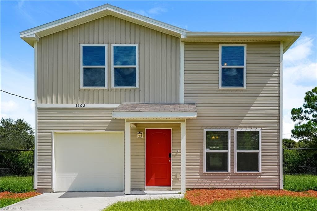 3202 37th ST W LEHIGH ACRES, FL 33971