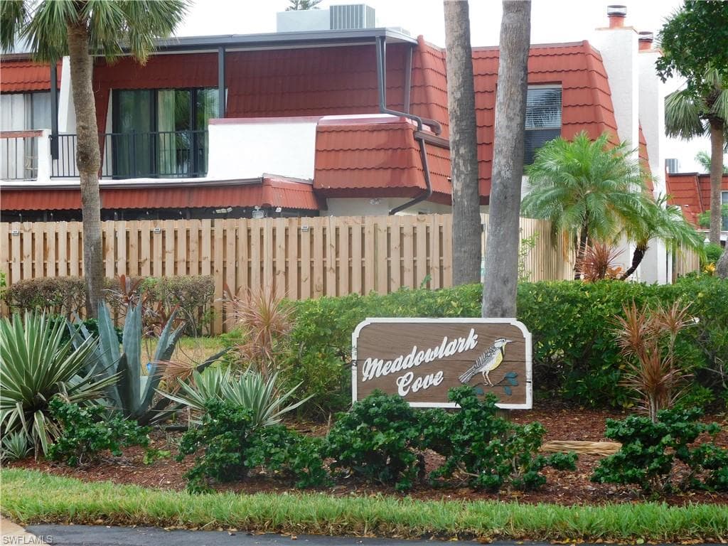 10847 Meadow Lark Cove DR S FORT MYERS, FL 33908