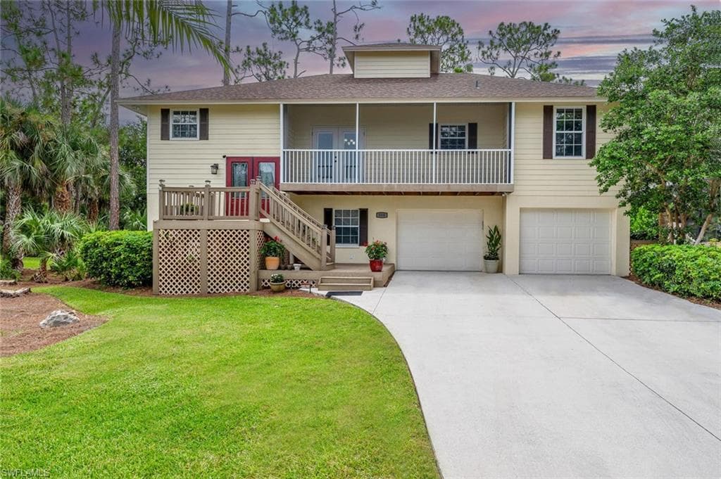 558 Corbel DR NAPLES, FL 34110