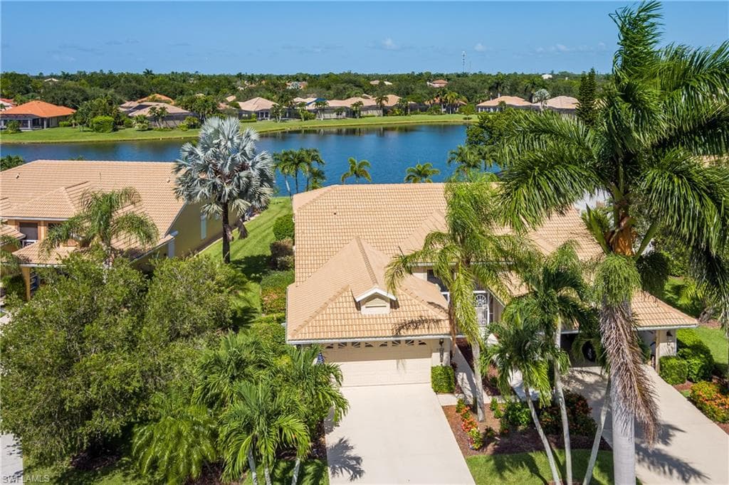 8058 Palomino DR 43 NAPLES, FL 34113