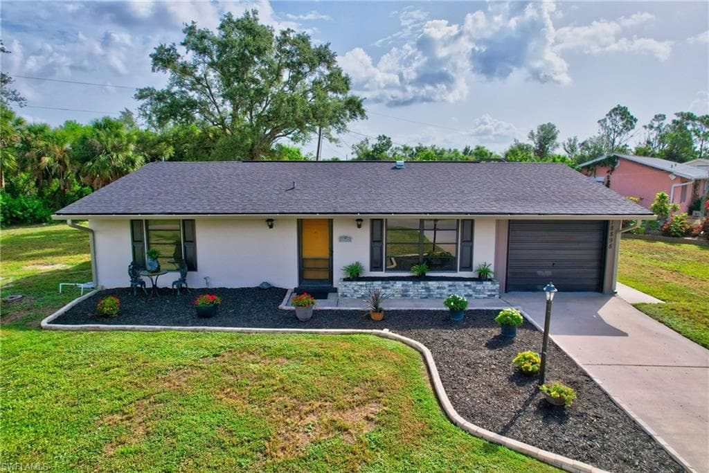 18898 McGrath CIR PORT CHARLOTTE, FL 33948