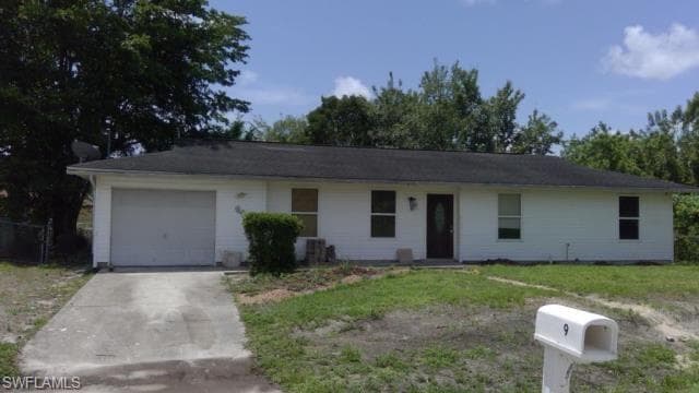 3619 1st ST SW LEHIGH ACRES, FL 33976