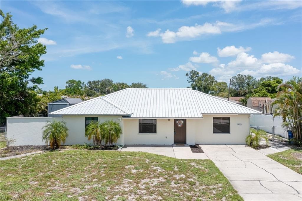 13002 8th ST FORT MYERS, FL 33905