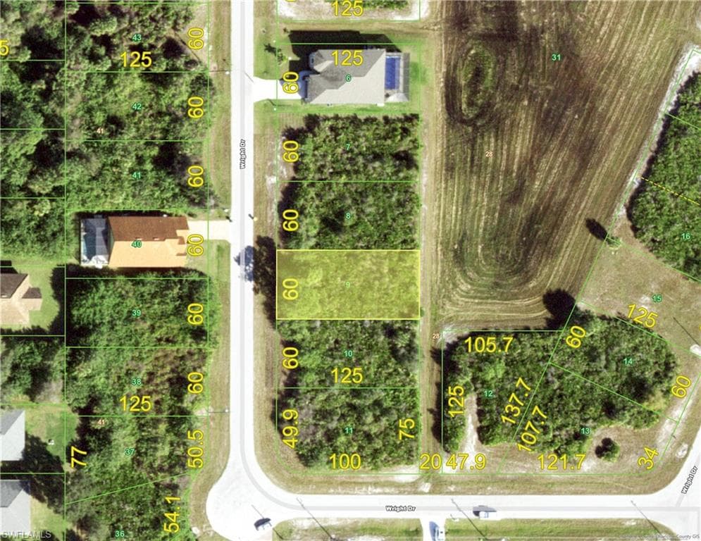 182 Wright DR ROTONDA WEST, FL 33947