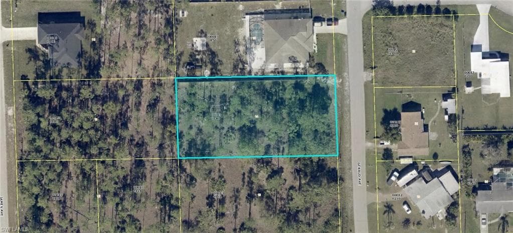 903 Gerald AVE LEHIGH ACRES, FL 33936