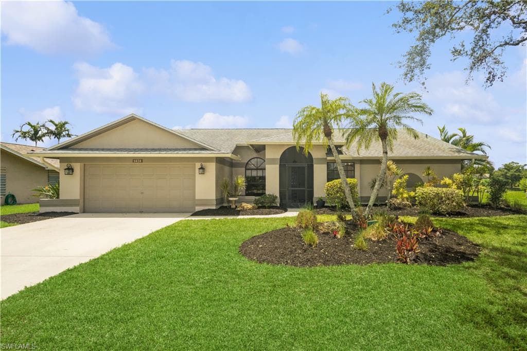 3424 Anton CT NAPLES, FL 34109