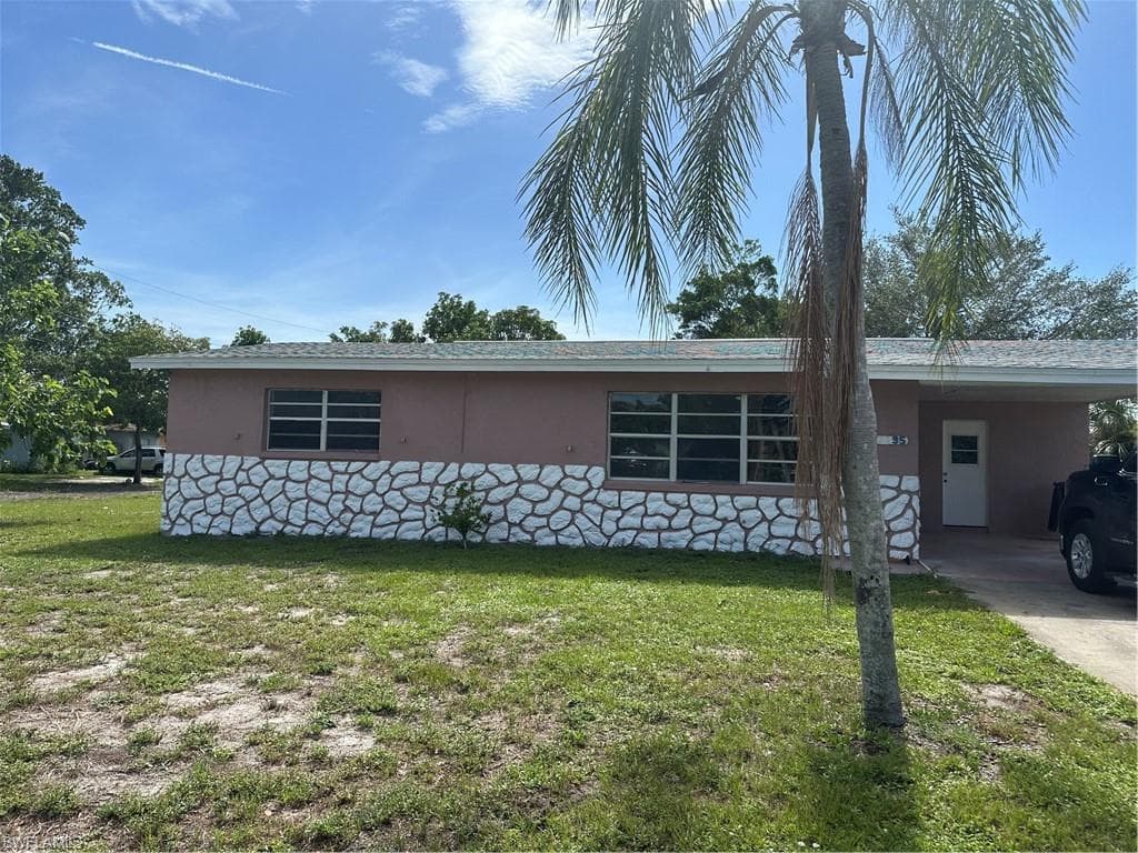 2195 Brown ST FORT MYERS, FL 33916